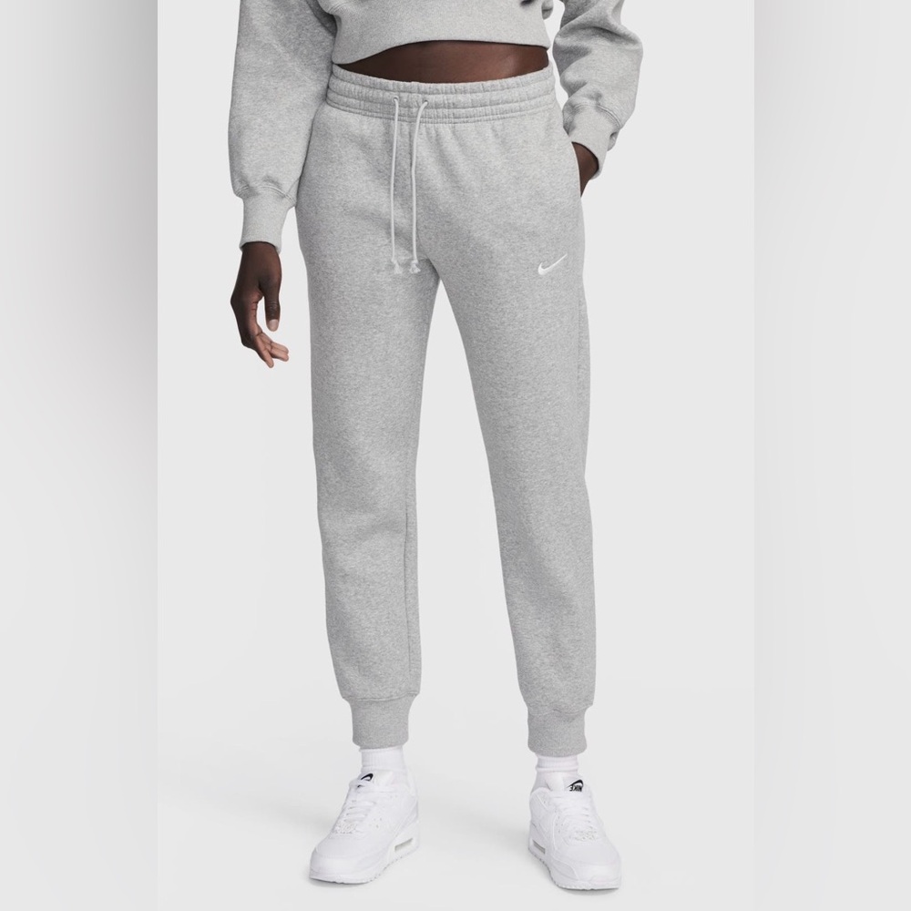Women’s Nike Phoenix Fleece Mid Rise Joggers Size M